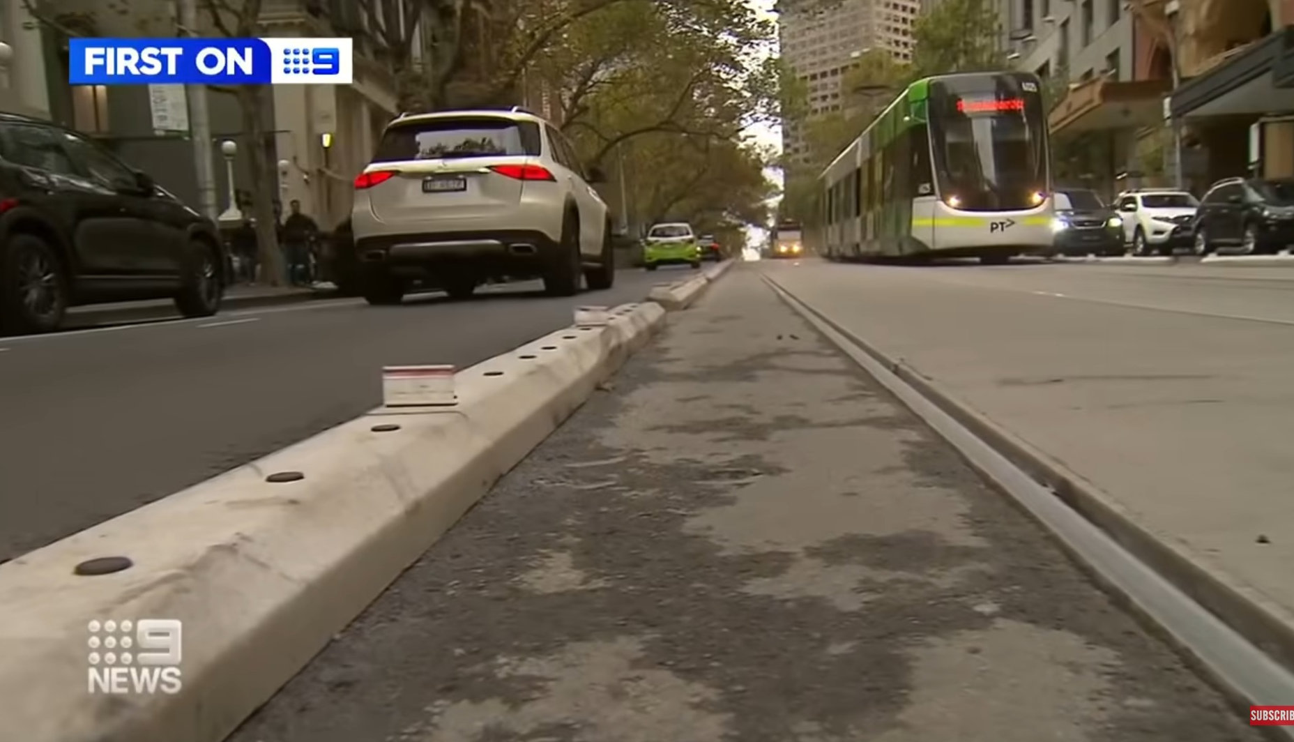 Melbourne-tram-barrier-2021